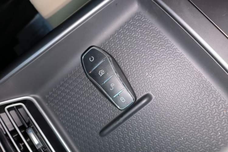 Used BYD Song Pro New Energy 2025 2nd Generation Intelligent Driving Version DM-i 75KM Leading Edition