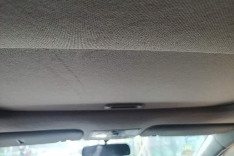 Used Hyundai Verna Ray 2016 1.4L Automatic Leading-Edge GLX
