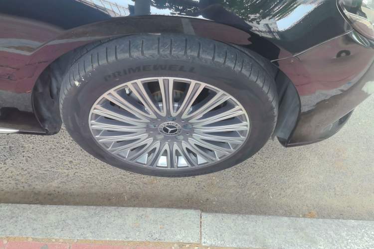 Used Mercedes-Benz E-Class 2020 E 300 L Stylish Model
