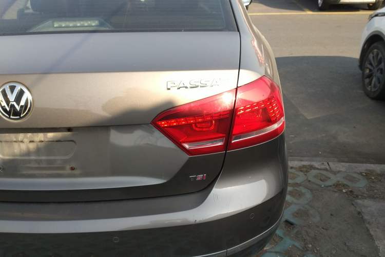 Used Volkswagen Passat 2014 1.8TSI DSG Prestige Edition
