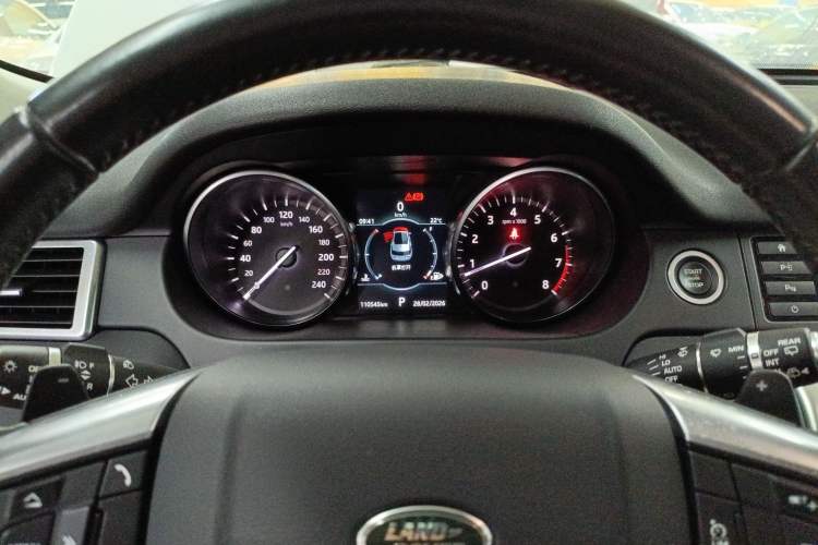 Used Land Rover Discovery Sport 2018 240 PS SE Version