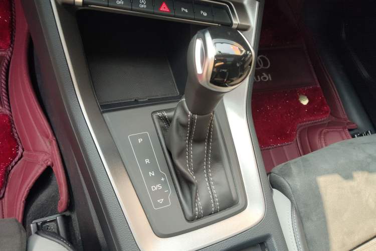 Used Audi Q3 2022 40 TFSI Fashion Dynamic Model