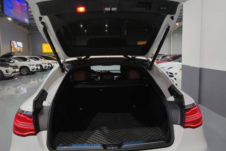 Used Mercedes-Benz GLC Coupe 2019 GLC 200 4MATIC Coupe SUV
