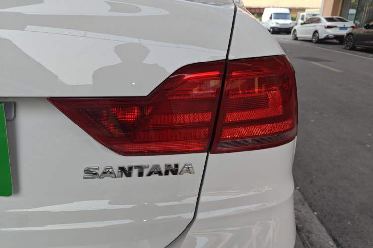 Used Volkswagen Santana 2021 1.5L Automatic Fashion Edition
