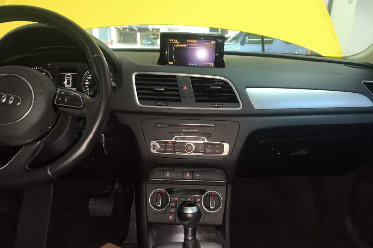 Used Audi Q3 2016 30 TFSI Fashion Model
