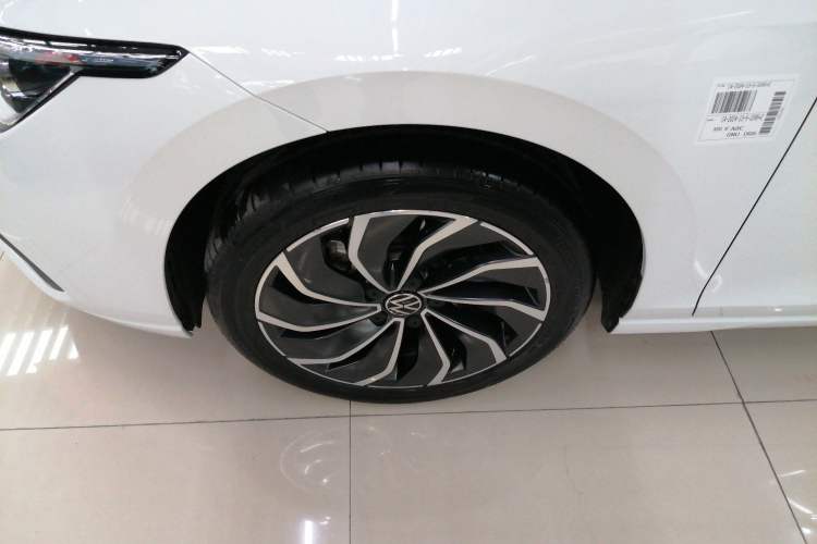 Used Volkswagen Golf 2023 Facelift 280TSI DSG Pro
