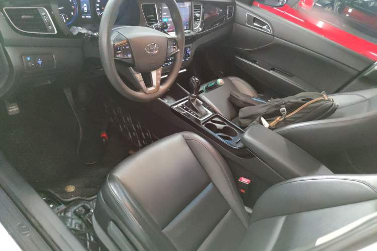 Used Hyundai Mistra 2016 1.8L Automatic Smart GLS
