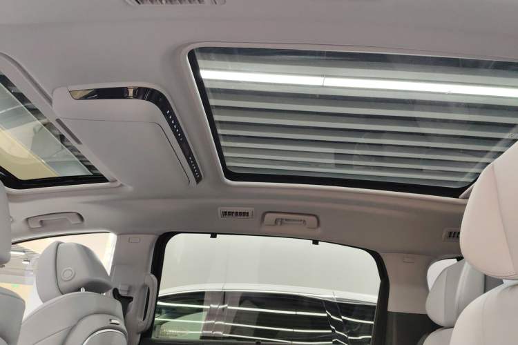 Used Buick GL8 2025 Lu Zun Deluxe Edition
