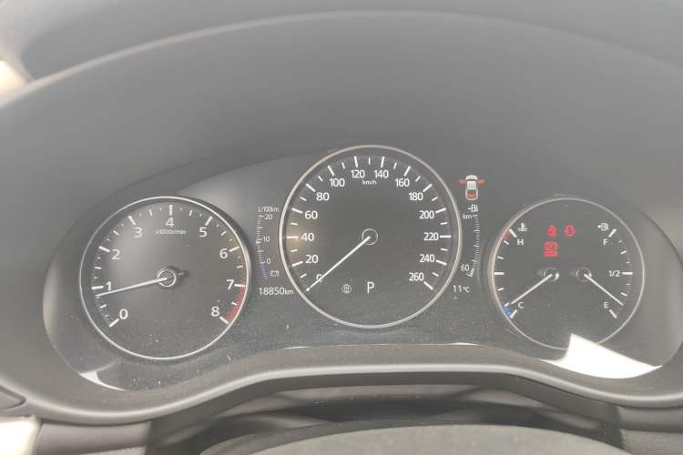 Used Mazda Mazda 3 Axela 2021 2.0L Automatic ZhiZun Edition