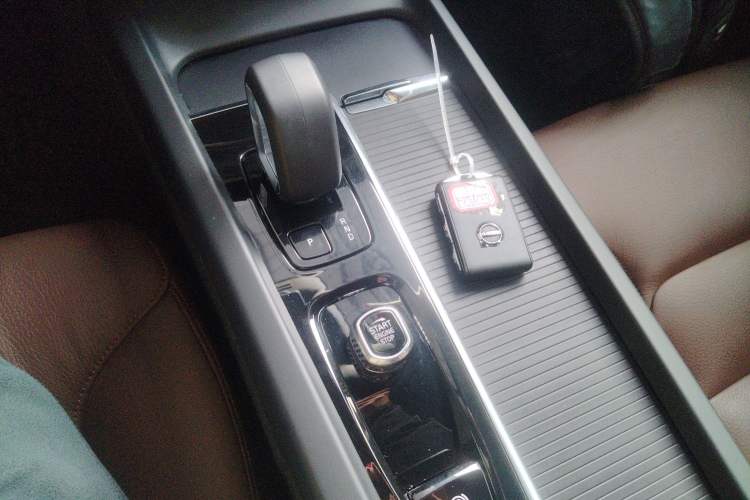 Used Volvo S60 2023 B4 Zhiyi Luxury Edition
