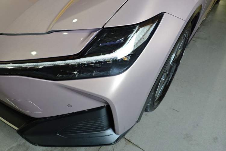 Used Toyota bZ3 2023 616 km Long-Range Premium