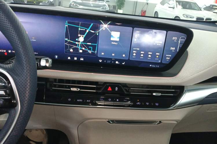 Used Buick Century 2025 2.0T Seven-Seater Yinshi Edition
