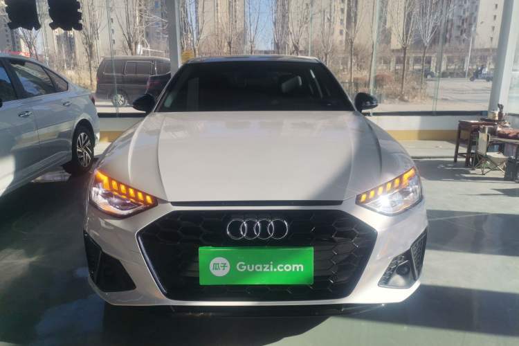 Used Audi A4L 2022 40 TFSI Luxury Dynamic Model
