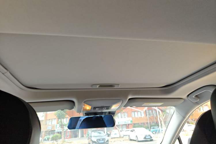 Used Toyota Wildlander 2021 Dual-Engine 2.5L E-CVT Two-Wheel Drive Luxury Edition
