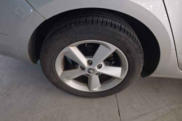 Used Skoda Octavia 2015 1.6L Automatic Yijun Edition
