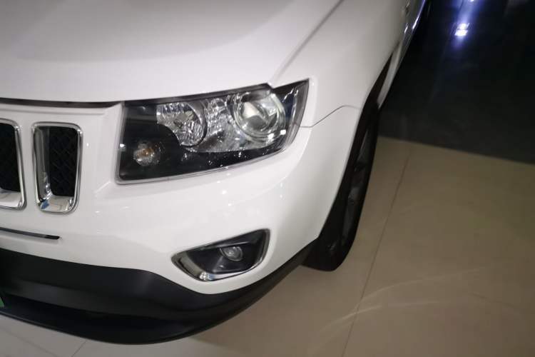 Used  Compass (Import) 2014 Revised Version 2.4L Four-Wheel Drive Comfort Edition
