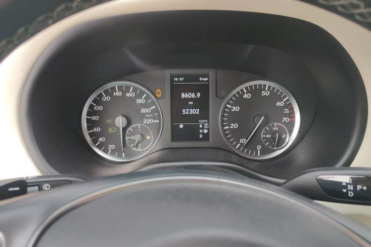 Used Mercedes-Benz Vito 2016 2.0T Business Edition
