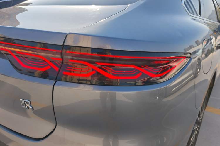 Used BYD Han 2022 DM-i 121KM Luxury Model
