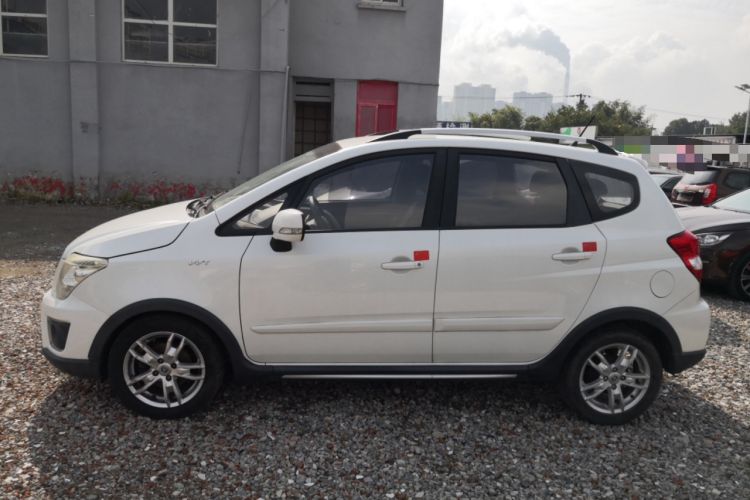 Used Changan CX20 2014 1.4L Manual Sport Version China IV Standard