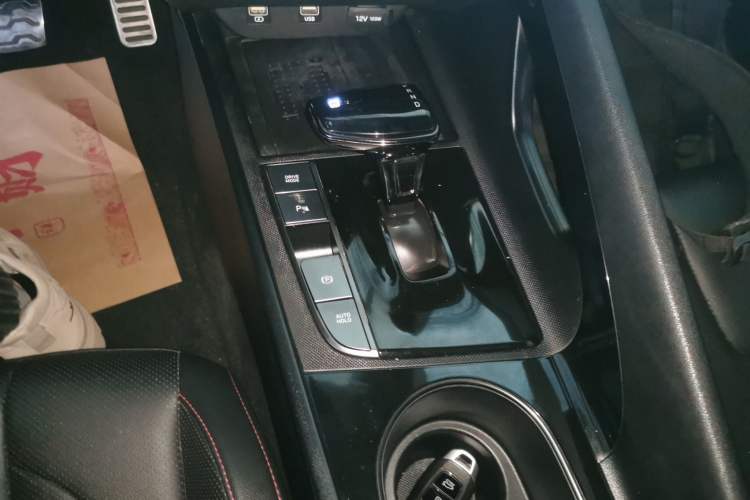 Used Hyundai Elantra 2021 240TGDi DCT LUX Prestige Edition