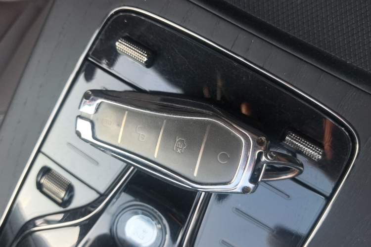 Used BYD Han 2022 DM-i 121KM Luxury Model
