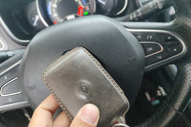 Used Renault Koleos 2017 2.5L Four-Wheel Drive Ultimate Edition