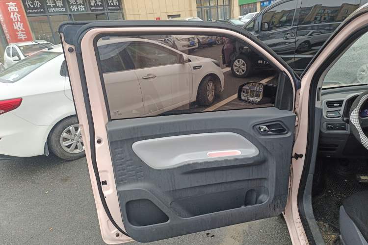 Used Wuling Hongguang MINIEV 2021 Macaron Premium Model – Lithium-NMC
