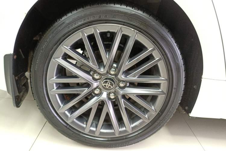 Used Toyota Levin 2023 Revised Version 2.0L Premium Edition
