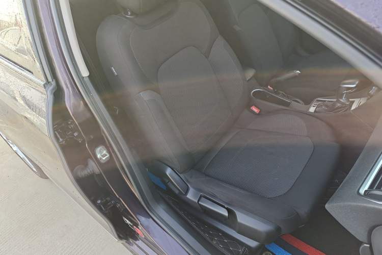 Used  5LS 2015 1.6T Comfort Edition THP160