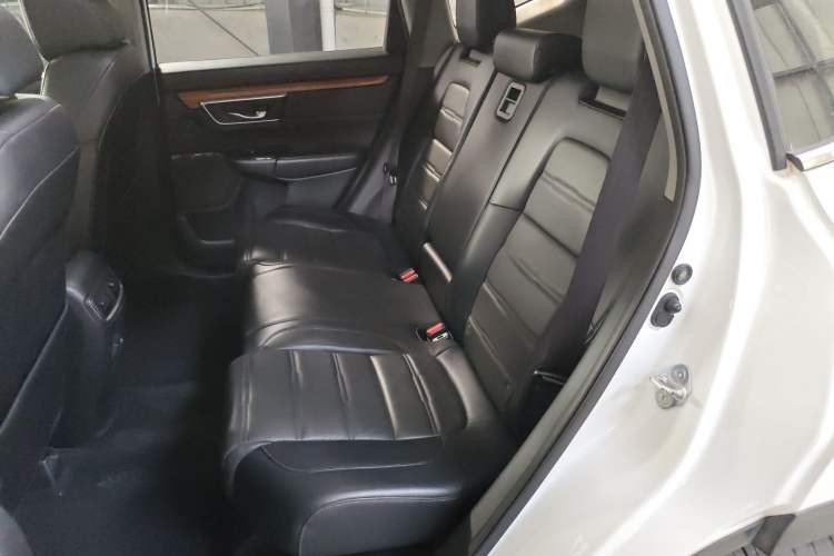 Used Honda CR-V 2017 240TURBO CVT Front-Wheel Drive Fashion Edition
