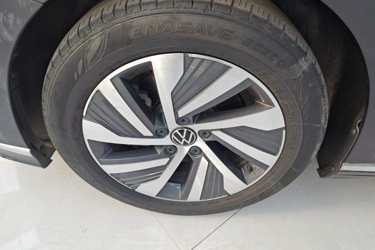 Used Volkswagen Magotan GTE Plug-in Hybrid 2022 GTE Luxury Model