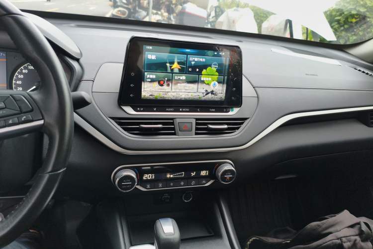 Used Nissan Teana 2020 Revised Version 2.0L XL Comfort Edition
