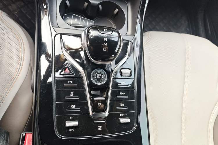 Used BYD Qin PLUS 2024 HONOR Edition DM-i 55KM Leading Model