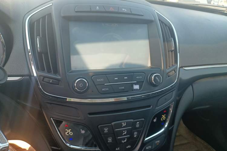 Used Buick Regal 2014 1.6T Fashionable Tech Edition
