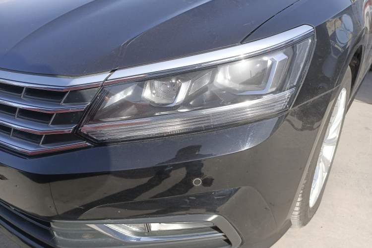 Used Volkswagen Passat 2017 330TSI DSG Luxury Edition
