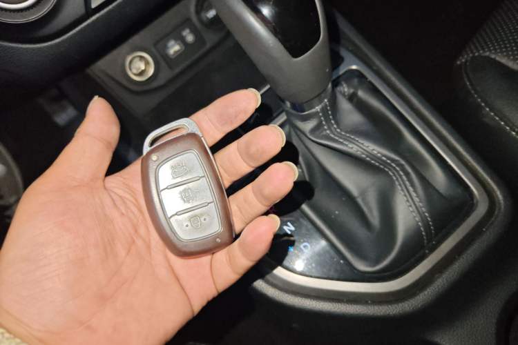 Used Hyundai ix25 2015 1.6L Automatic Two-Wheel Drive Smart GLS Trim
