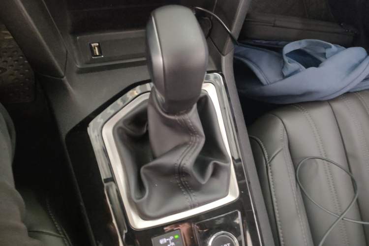 Used Peugeot 408 2022 1.6T Light-Chasing Edition
