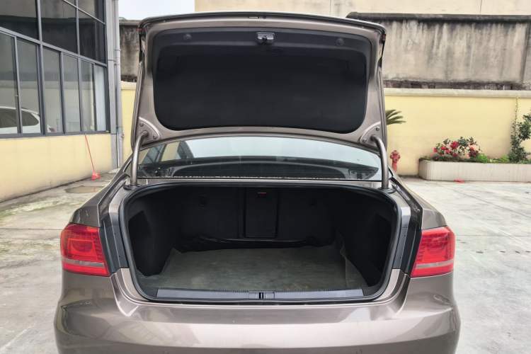 Used Volkswagen Magotan 2016 1.8TSI Smart Enjoyment Leading Model