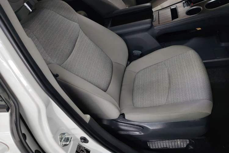 Used Toyota Sienna 2021 2.5L Hybrid Comfort Edition