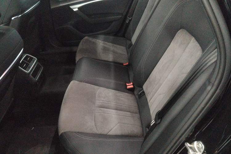 Used Audi A6L 2023 40 TFSI Luxury Dynamic Model
