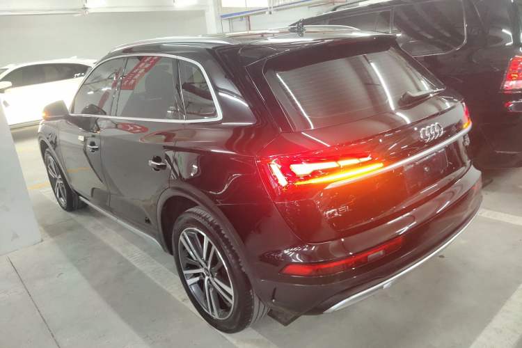 Used Audi Q5L 2021 40 TFSI Fashionable and Elegant Model
