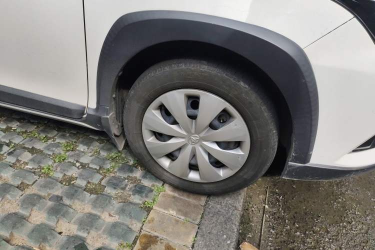 Used Toyota YARiS L 2021 X-Trail 1.5L CVT Leading Edition
