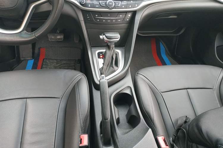 Used Buick GT 2019 18T Automatic Connected Elite Model China VI Standard
