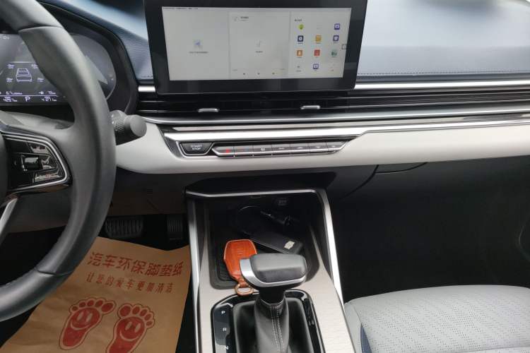 Used Geely Auto Emgrand 2022 4th Generation 1.5L CVT Flagship Model
