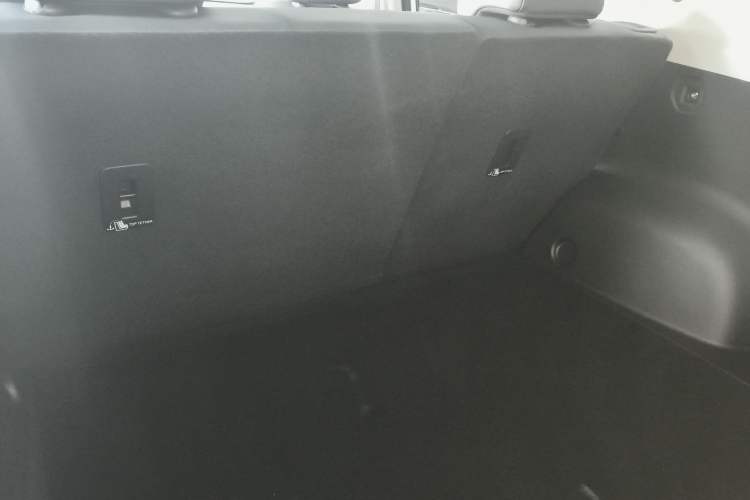 Used Haval H2 2018 1.5T Dual-Clutch Two-Wheel Drive Fashion Model China VI Standard
