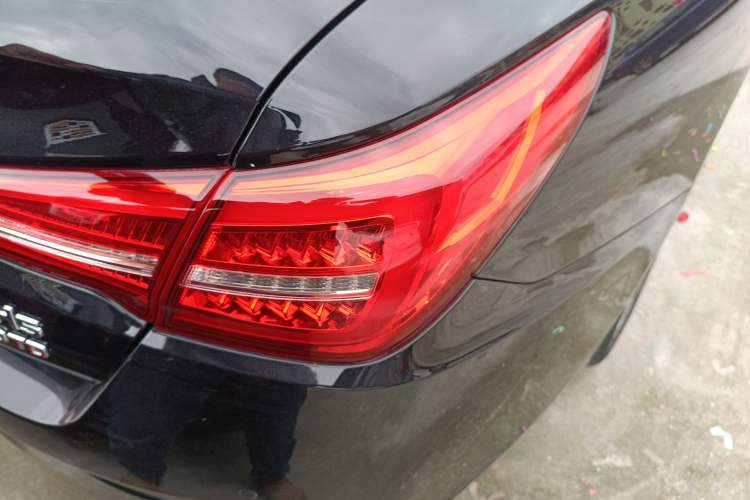 Used Hongqi H5 2019 30TD Smart Connect Dynamic Edition
