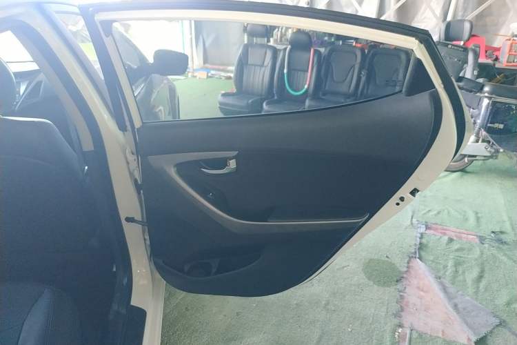 Used Hyundai Elantra 2016 1.6L Automatic Prestige Edition
