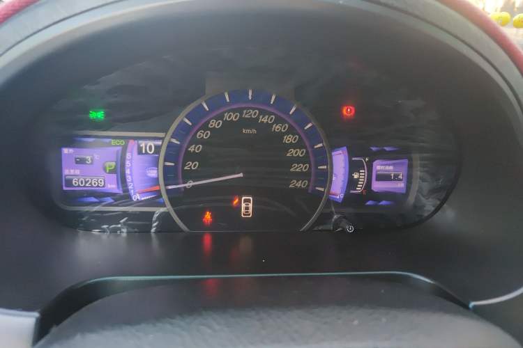 Used BYD S6 2014 2.4L Automatic Prestige 5-Seater