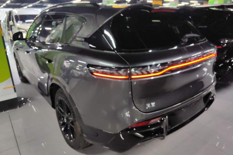 Used VOYAH FREE 2025 318 318 km Rear-Drive Touring Edition
