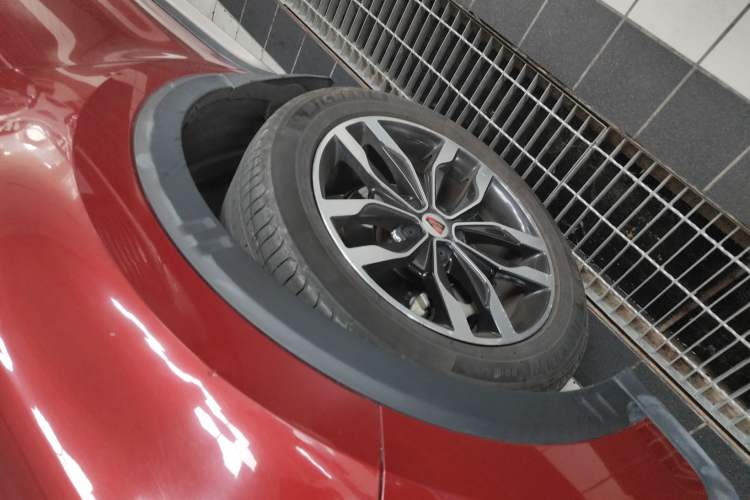 Used Roewe RX5 2016 20T Two-Wheel Drive Automatic Internet Smart Edition